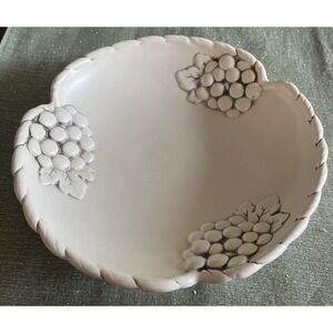 Vintage Red Wind Bowl Pompie Grape Clusters #621~9.5 "~No Chips